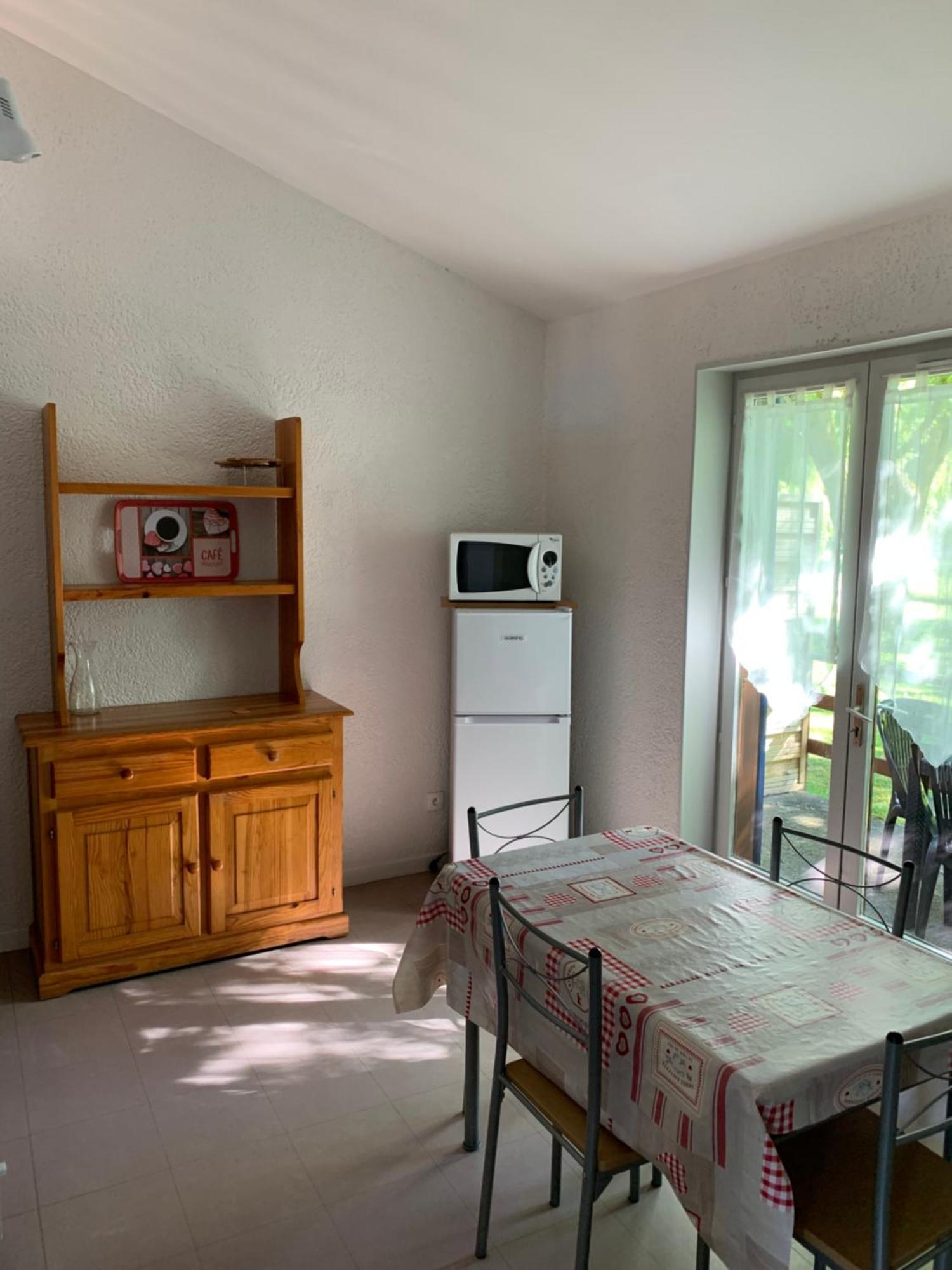 Camping Le Saillet Lestelle-Bétharram الغرفة الصورة